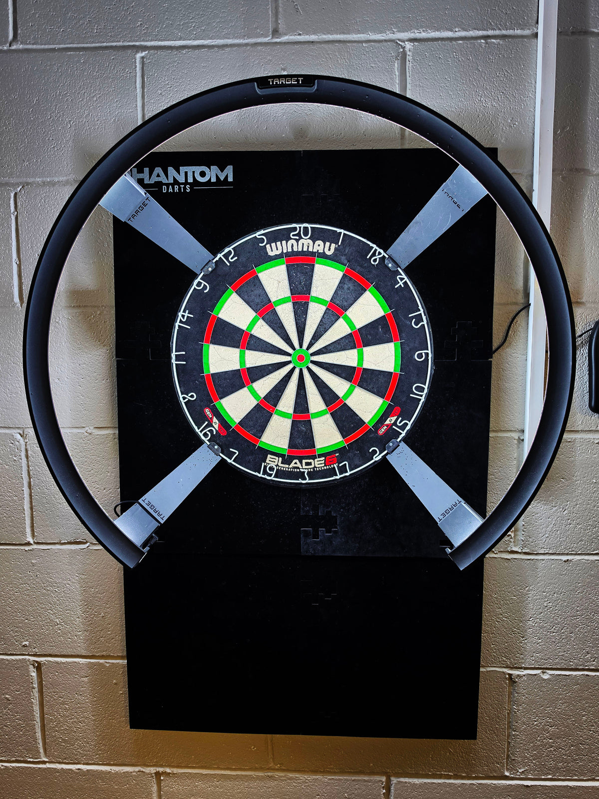Winmau Blade 6 with Omni Scoring